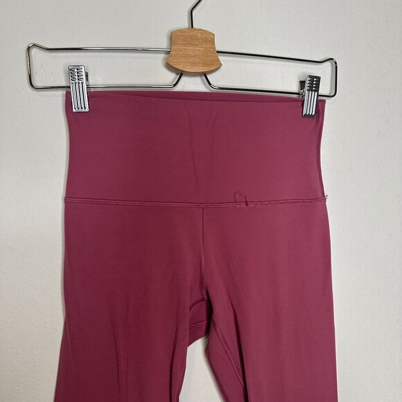 Lululemon Pink Align Cropped Leggings 4 Athletic Activewear Stretch Gym Pull On - Picture 5 of 5